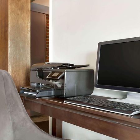 Travelodge Hotel By Wyndham Kingston Lasalle Luaran gambar