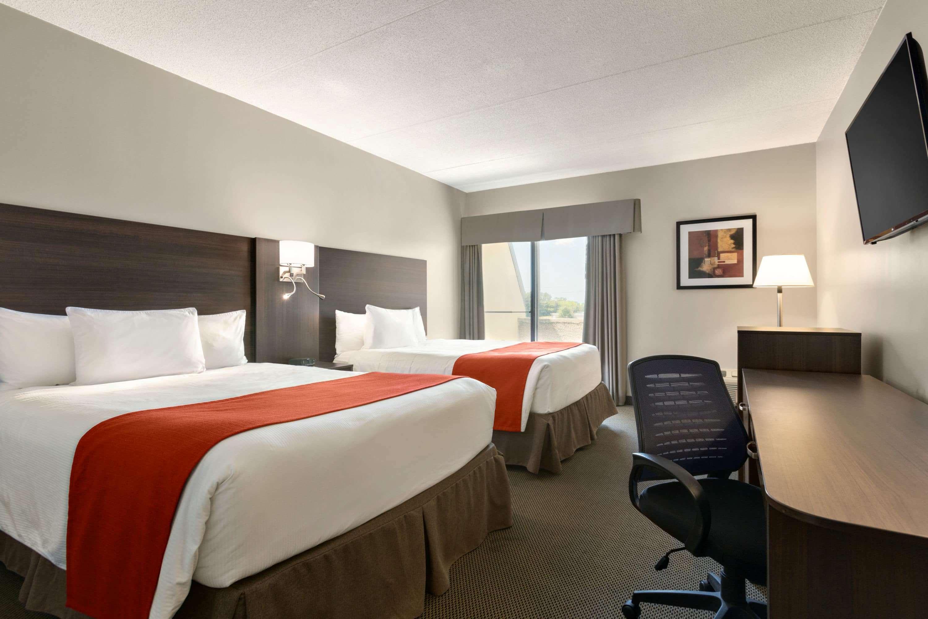 Travelodge Hotel By Wyndham Kingston Lasalle Luaran gambar